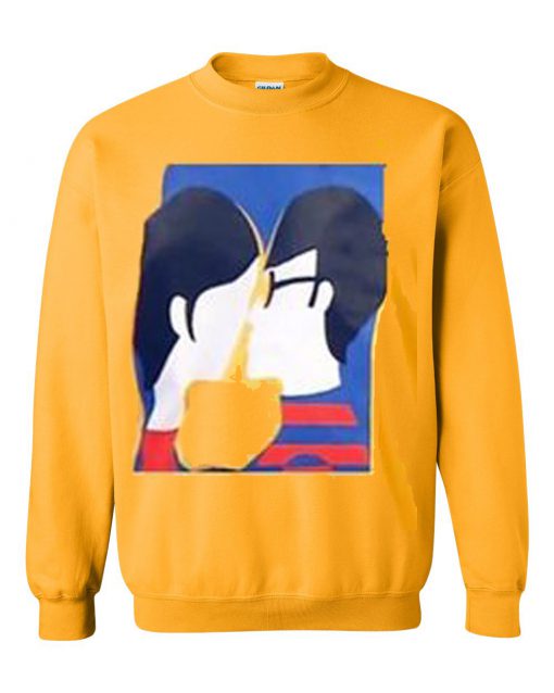 kissing sweatshirt
