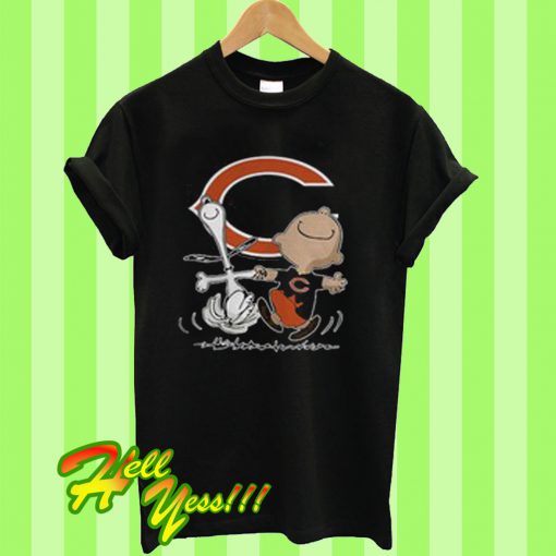 Charlie brown and snoopy chicago bears T Shirt