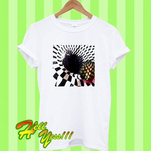 Optical illusion T Shirt