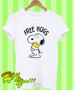 Free Hugs Snoopy T Shirt