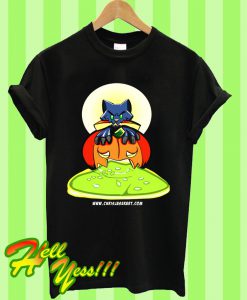 Molly's Follies A Fluffy Halloween T Shirt