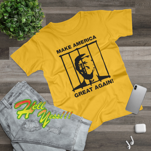 Send Trump To Prison Make America Great Again T-Shirt